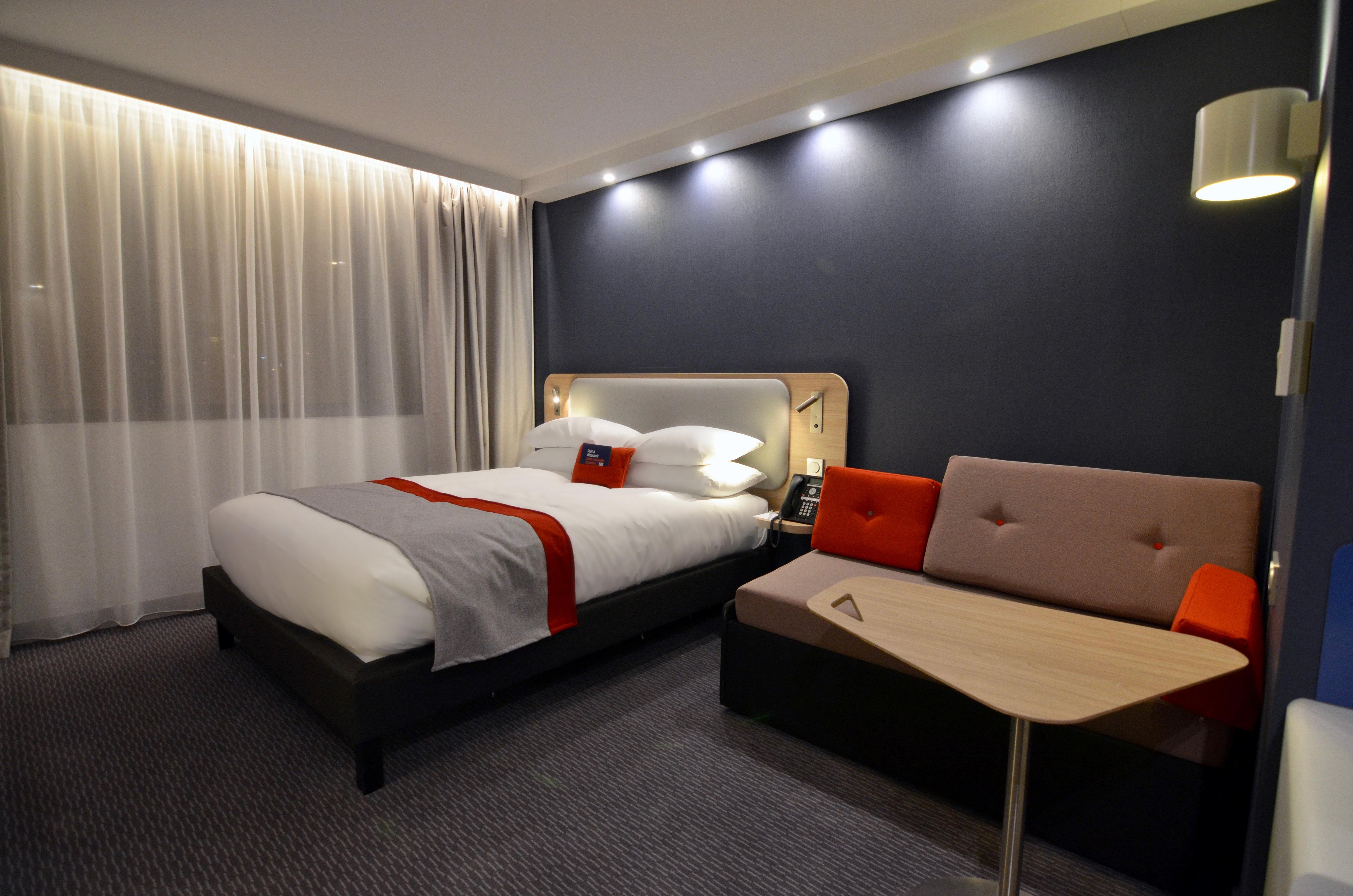 Holiday Inn Express - Paris - Cdg Airport By Ihg Roissy-en-France Kültér fotó