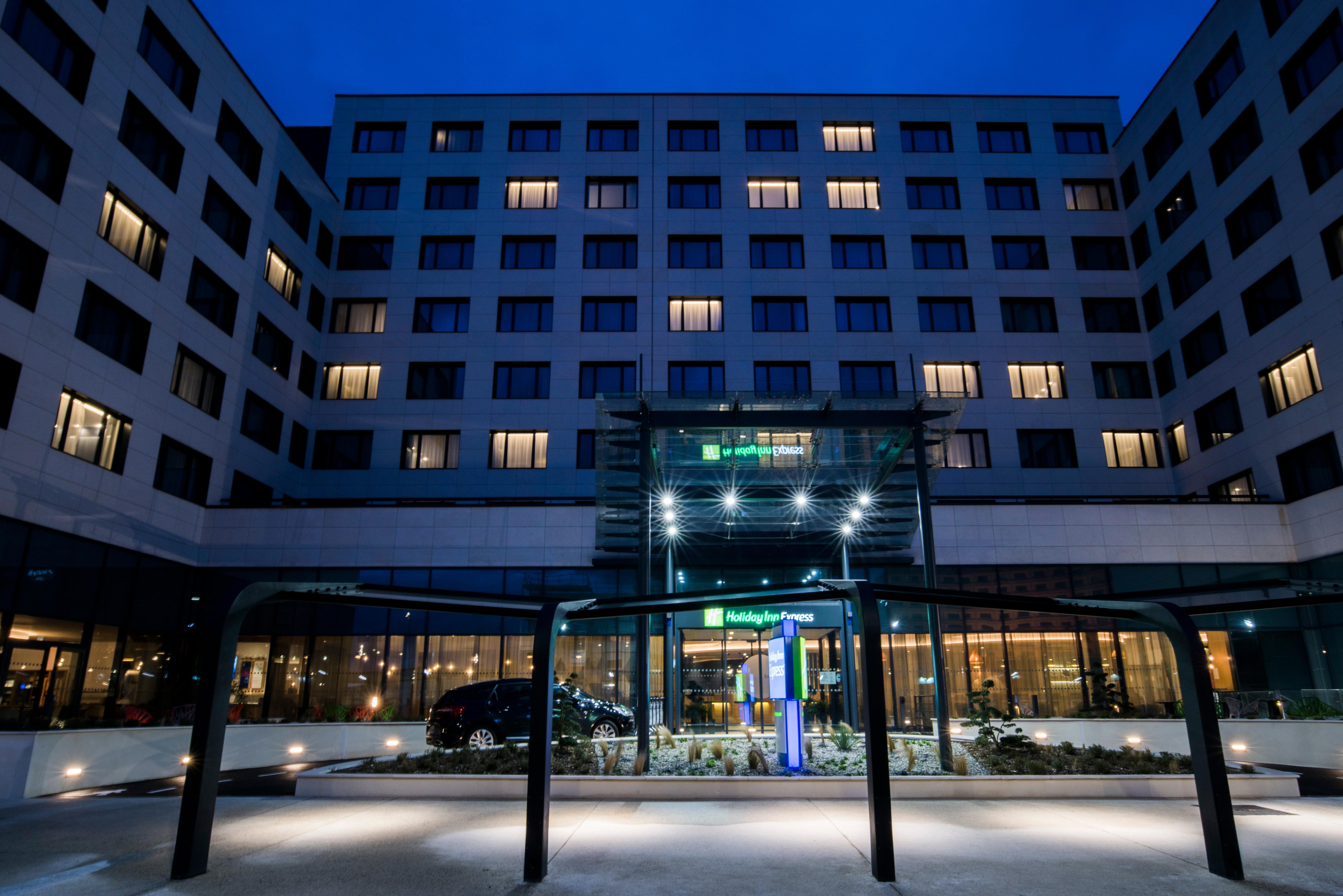 Holiday Inn Express - Paris - Cdg Airport By Ihg Roissy-en-France Kültér fotó